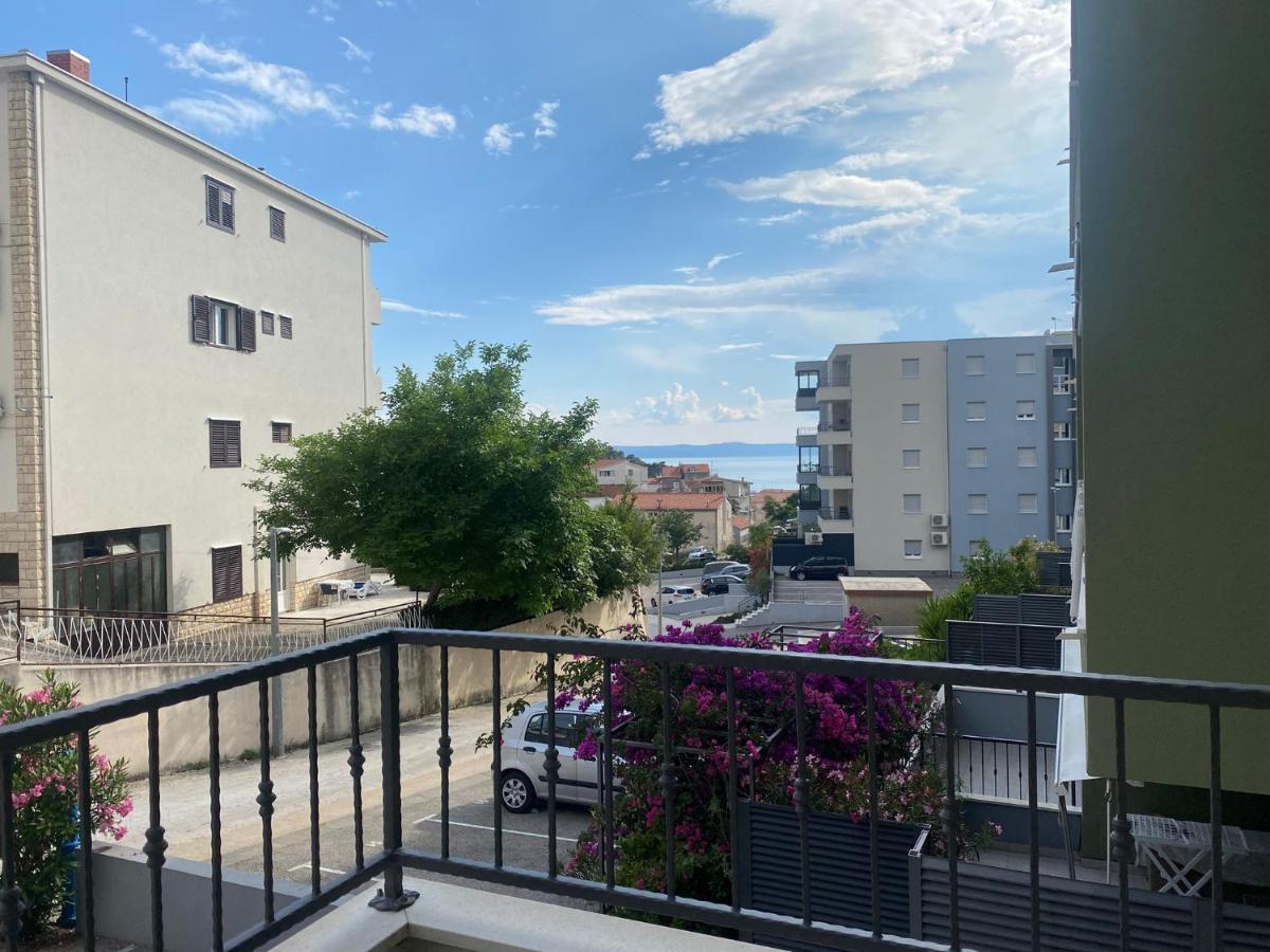 Modern New Apartment In Makarska Exterior photo
